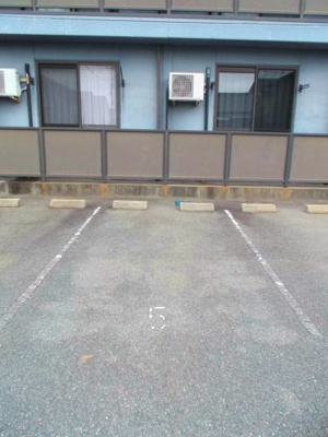 【駐車場】 | ラフィーネ華城