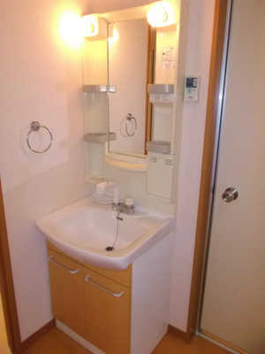 【独立洗面台】 | ラフィーネ華城