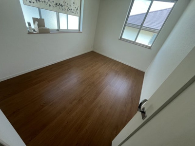 【洋室】 | 生駒郡三郷町勢野北5丁目