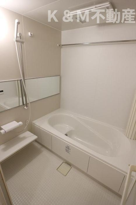 RealeBの浴室|類似間取り写真