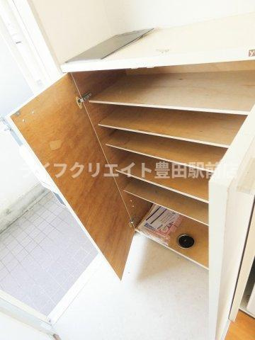 【玄関】 | グランドール日野