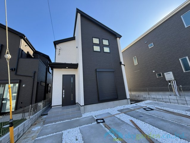 平塚市岡崎10期　新築戸建　全30棟22号棟の外観