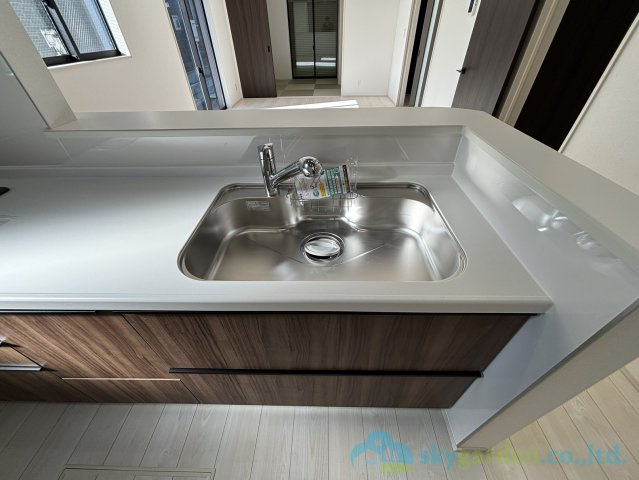 平塚市岡崎10期　新築戸建　全30棟22号棟のキッチン