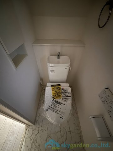 平塚市岡崎10期　新築戸建　全30棟22号棟のトイレ