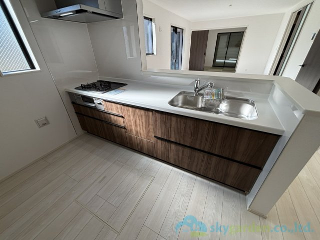 平塚市岡崎10期　新築戸建　全30棟22号棟のキッチン