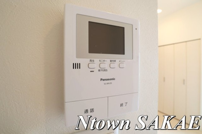 【セキュリティ】 | ルナソレイユ | モニター付きインターホンです