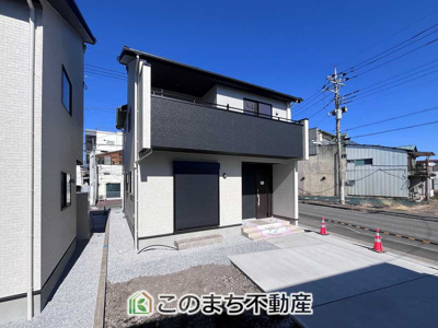 【外観】 | ブルーミングガーデン宇都宮市弥生2丁目　2号棟 | 本日ご内覧できます(*^^*)
お電話でのお問合せが非常にスムーズです！
現地直接集合のお待ち合わせも大丈夫です！
お気軽にお問合せ下さい(^^)/