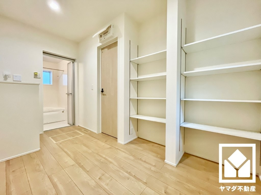 宇治市伊勢田町毛語　1期の独立洗面台