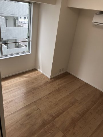 パールハイツ笹塚の洋室|個人の部屋や寝室として使える洋室です