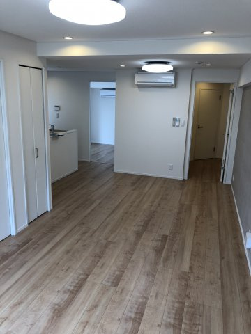 パールハイツ笹塚の洋室|ゆったりした洋室です