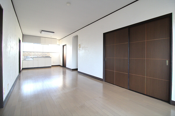 【居間・リビング】