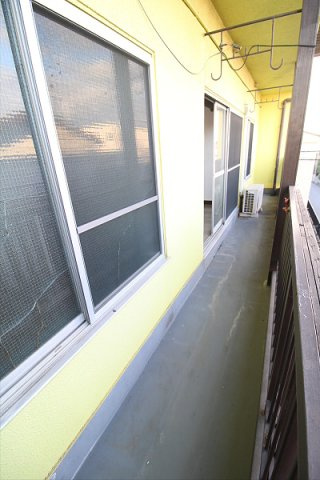 【バルコニー】