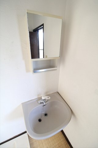 【洗面所】