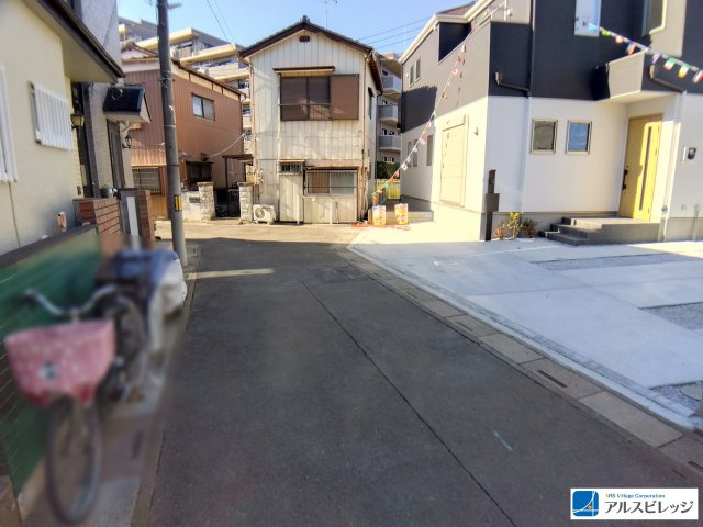 新築／富士見市上沢４期　全１棟の前面道路含む現地写真