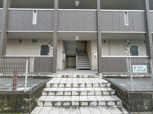 ディアコート・フジのエントランス