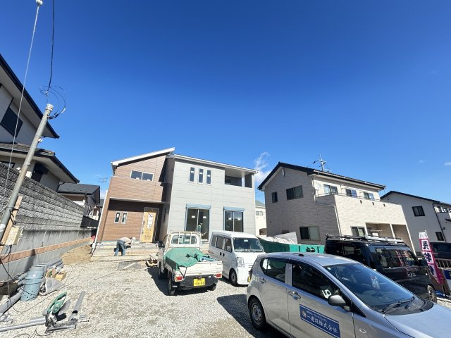 新築　北群馬郡吉岡町下野田第13　Livele Garden.S　3号棟の外観|現地写真　2026年3月完成予定！類似物件のご内覧等、お気軽にお問合せください♪　							
