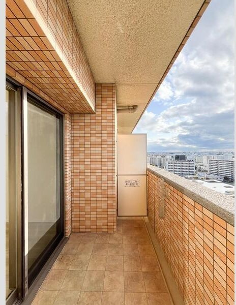 フレンシアノイエ難波南のバルコニー