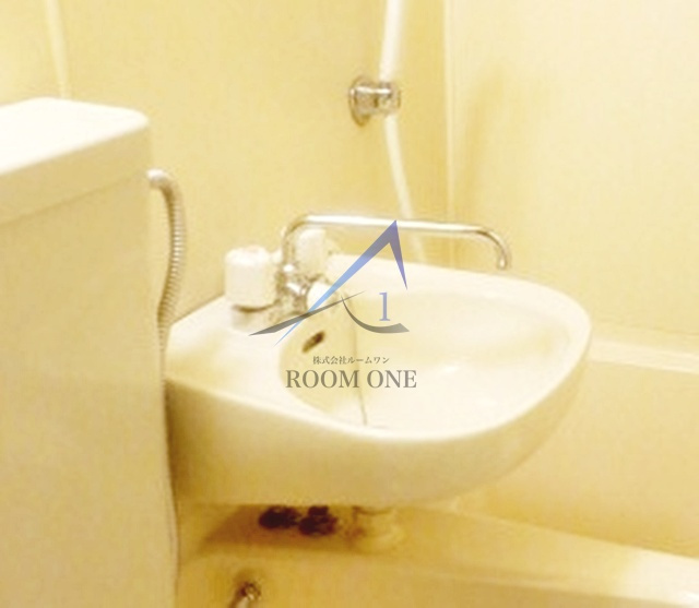 トップヒル新宿の洗面所|洗面台です。