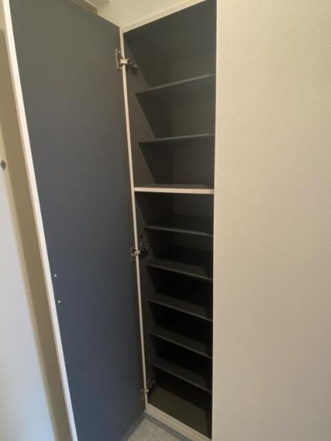 ネオハイブリッジの収納