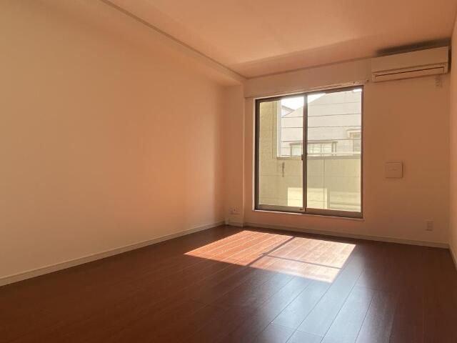 ネオハイブリッジの寝室