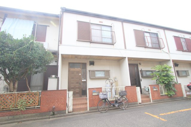 【外観】 | 和光市新倉2丁目　中古テラスハウス（朝霞店） | 2025年11月撮影