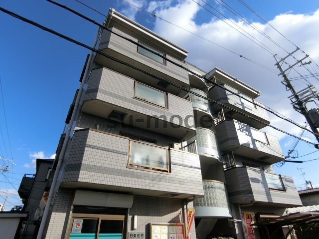 日東西中条ハイツの外観