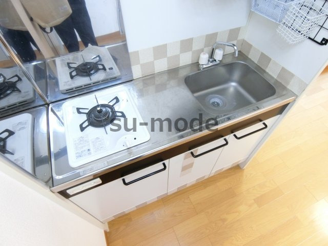 日東西中条ハイツのキッチン