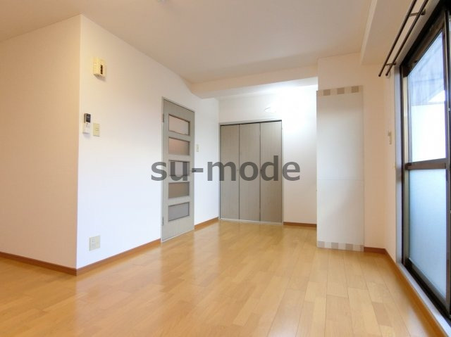 日東西中条ハイツの寝室