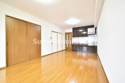 阿部第3ビルの居間・リビング