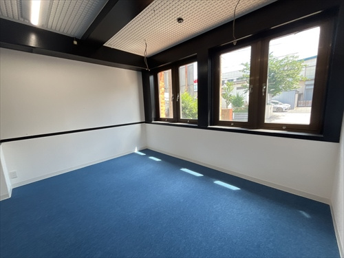 京浜島２７１０事務所の内装