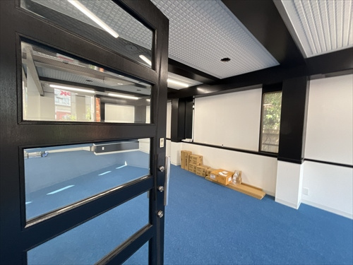 京浜島２７１０事務所の内装