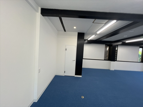 京浜島２７１０事務所の内装