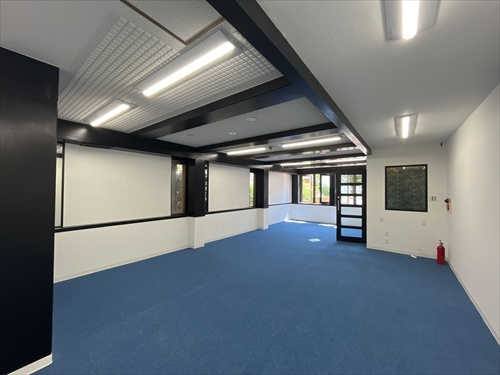 京浜島２７１０事務所の内装