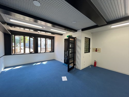 京浜島２７１０事務所の内装