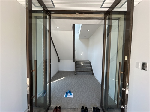 京浜島２７１０事務所のエントランス