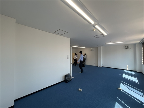 京浜島２７１０事務所の内装