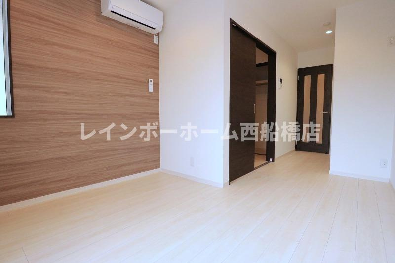 千葉市中央区蘇我１丁目のアパート