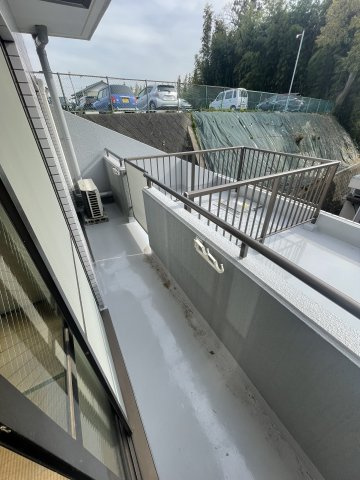 【バルコニー】