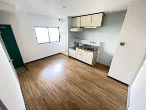 【居間・リビング】