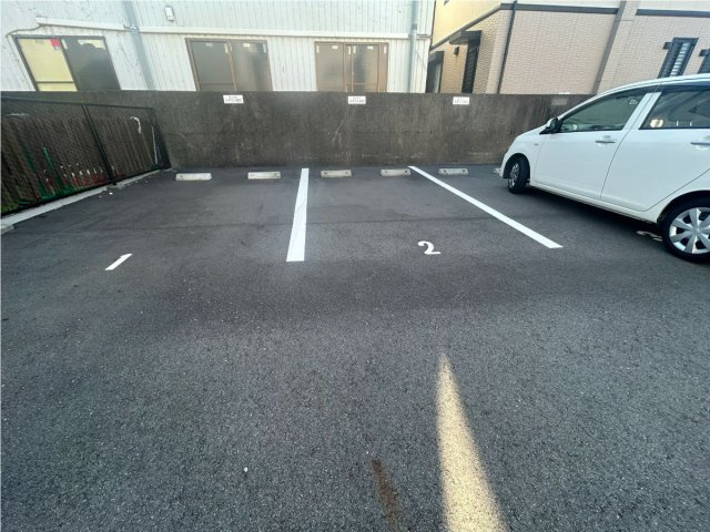 【駐車場】 | 沼津市新沢田町 売作業所・住居 EH05985 | 沼津市新沢田町　駐車場