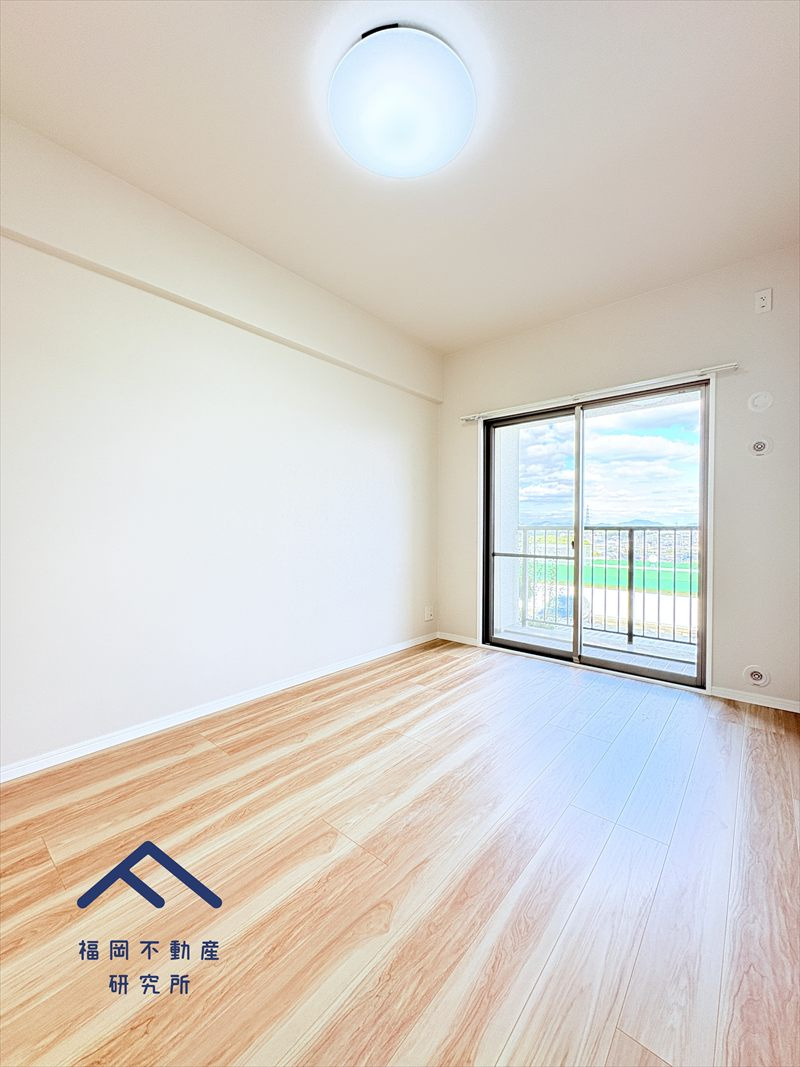 アーサー新宮パークシティデュエーロの洋室