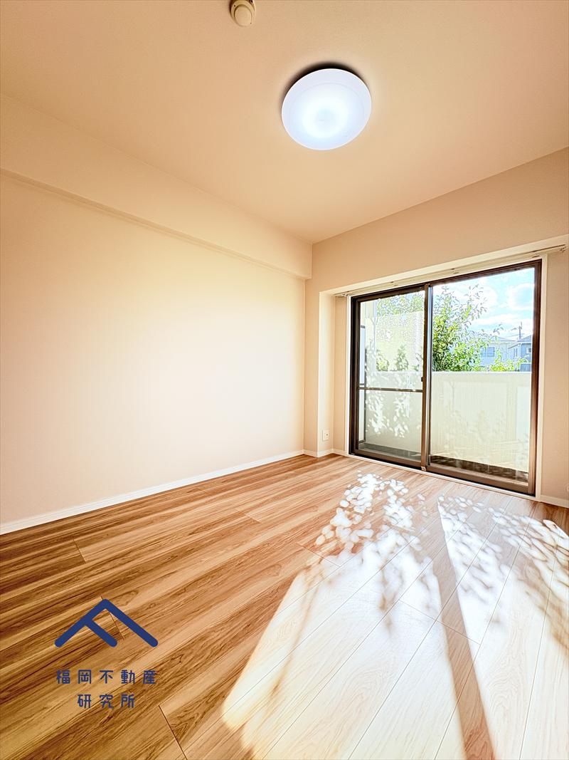 アーサー新宮パークシティデュエーロの洋室