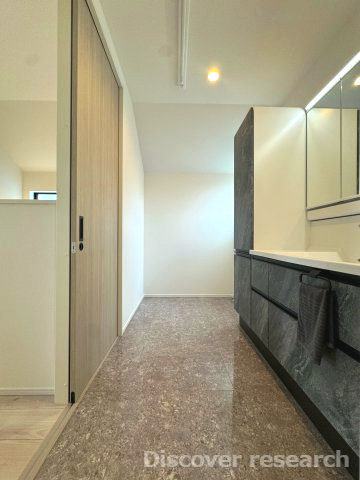 町田市西成瀬1丁目 新築戸建ての脱衣所|【脱衣場】