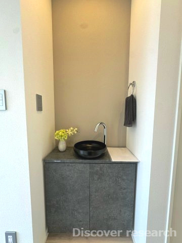 町田市西成瀬1丁目 新築戸建ての玄関|【手洗い場】