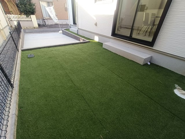 三郷市　上彦名　新築戸建　全2棟の庭|お庭も活用できます