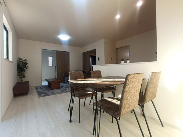 三郷市　上彦名　新築戸建　全2棟