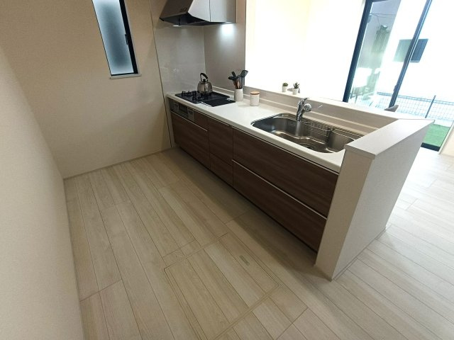 三郷市　上彦名　新築戸建　全2棟のキッチン|使いやすいキッチンです