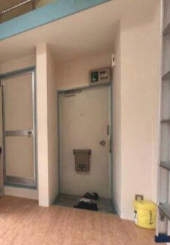 スカイコーポの玄関