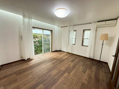 【居間・リビング】 | 横浜市中区上野町３丁目戸建