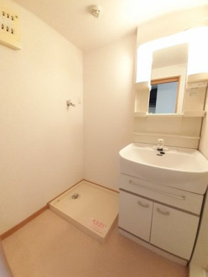 【洗面所】 | アヴィオン　Ａ